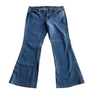 Ann Taylor LOFT Denim Flare Jeans Blue Size 12 Mid rise 27.5L inseam